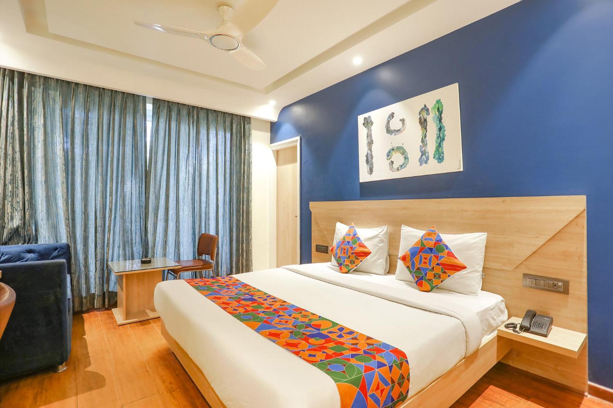 Fabhotel Jhs Studio คูร์เคาน์ ภายนอก รูปภาพ